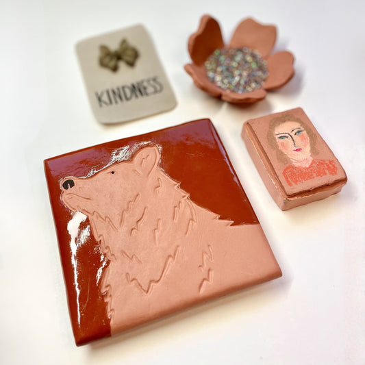 Handmade Look Up Bear clay tile with a Bible-inspired design, part of a Christian craft project by Love to Make It.